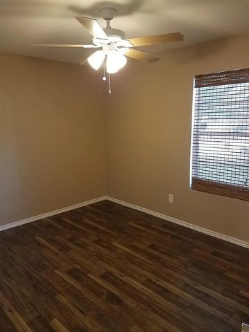 100 Lochness Lane, Benbrook, TX 76126