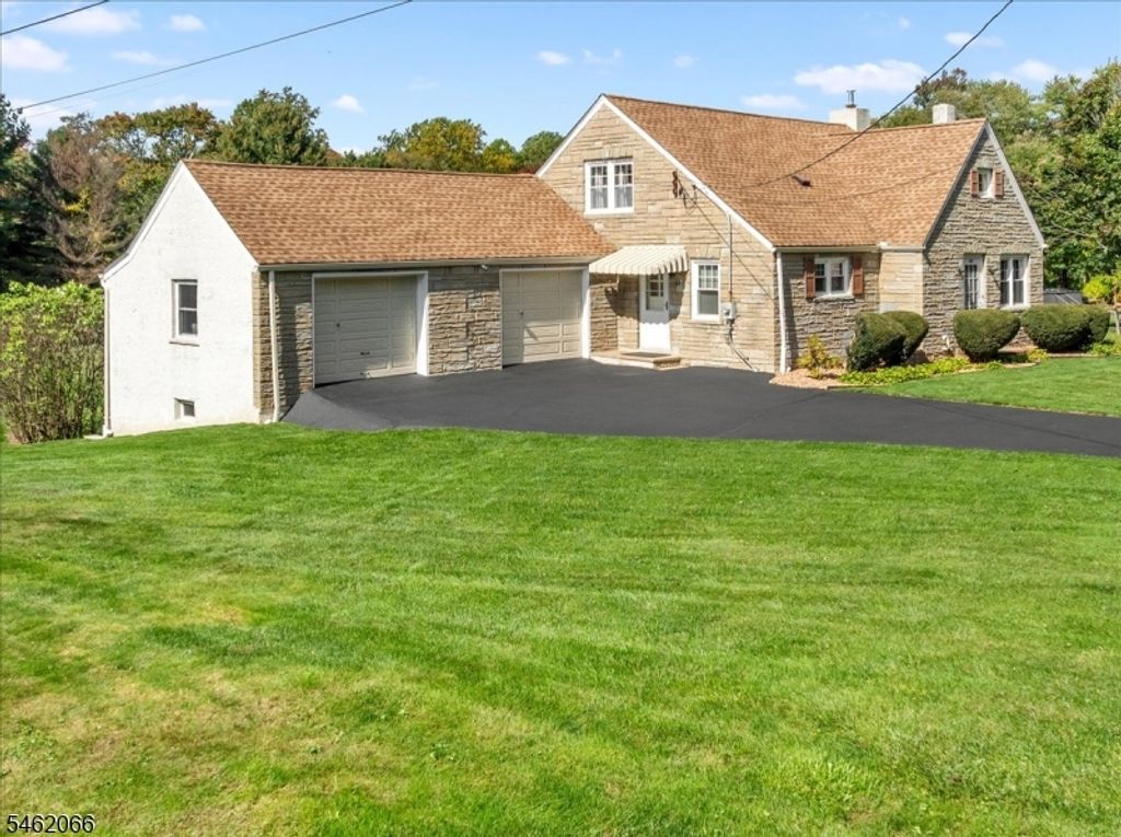 321 Fairmount Rd, Washington Twp., NJ 07853 — exterior