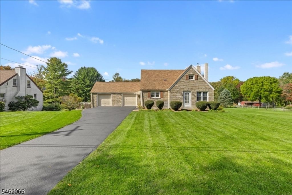 321 Fairmount Rd, Washington Twp., NJ 07853 — photo 4