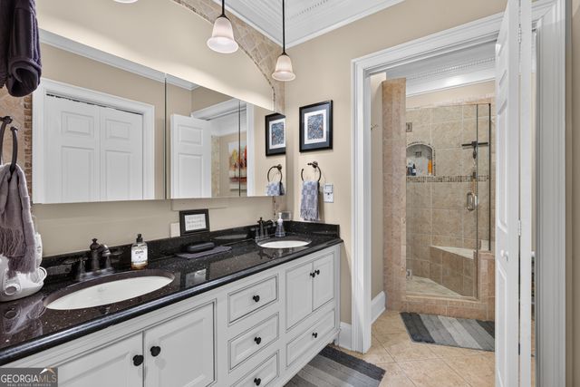14 Pear Street, Rome, GA 30161