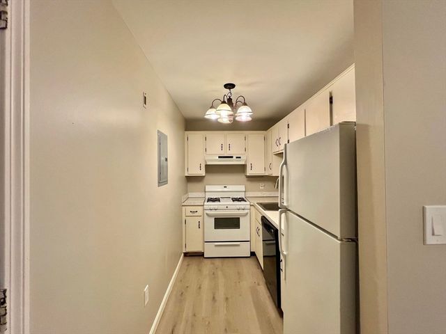 20 Kenmar Drive 172, Billerica, MA 01821