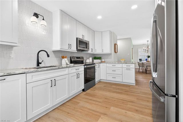 1824 Slalom DR, Virginia Beach, VA 23453