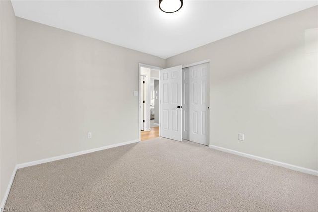 1824 Slalom DR, Virginia Beach, VA 23453