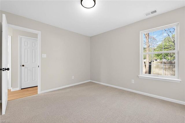 1824 Slalom DR, Virginia Beach, VA 23453