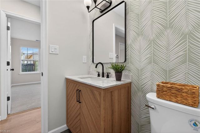 1824 Slalom DR, Virginia Beach, VA 23453