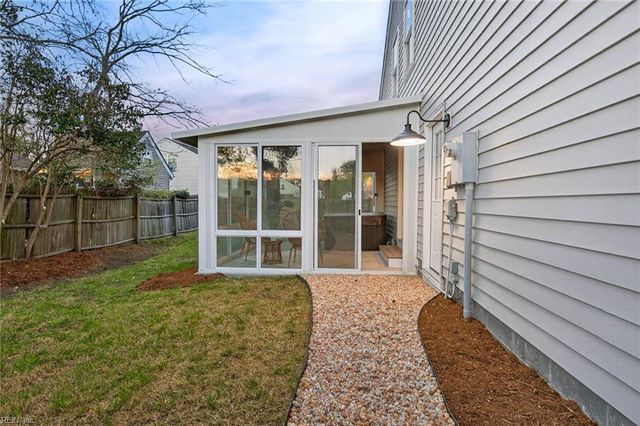 1824 Slalom DR, Virginia Beach, VA 23453