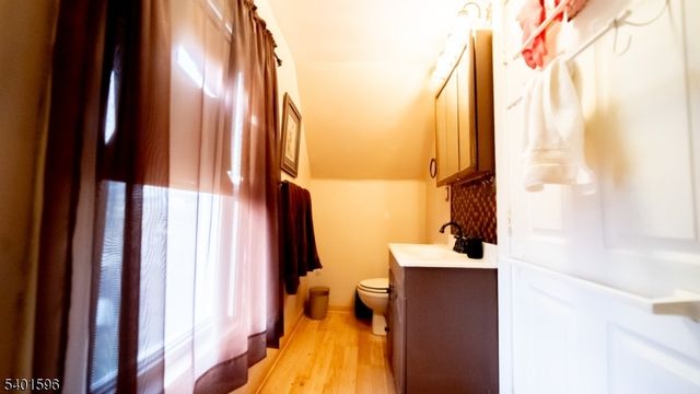 21 Edison Ave, Ogdensburg Boro, NJ 07439