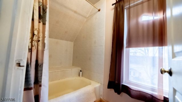 21 Edison Ave, Ogdensburg Boro, NJ 07439