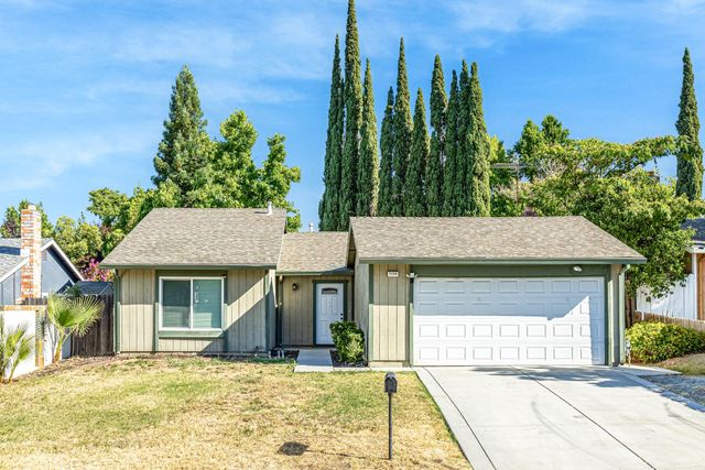 7156 Stanford Oak Dr, Sacramento, CA 95842