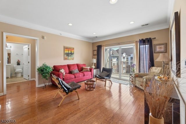 9402 Warrens Way, Wanaque Boro, NJ 07465