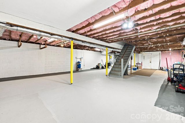 1714 Lazenby Street, Newton, NC 28658