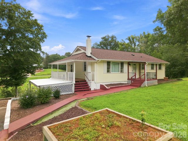 1714 Lazenby Street, Newton, NC 28658