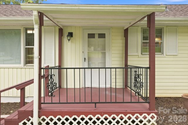 1714 Lazenby Street, Newton, NC 28658