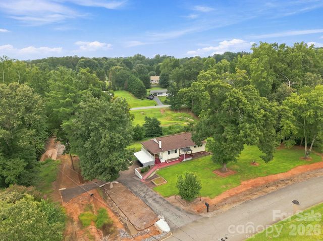1714 Lazenby Street, Newton, NC 28658