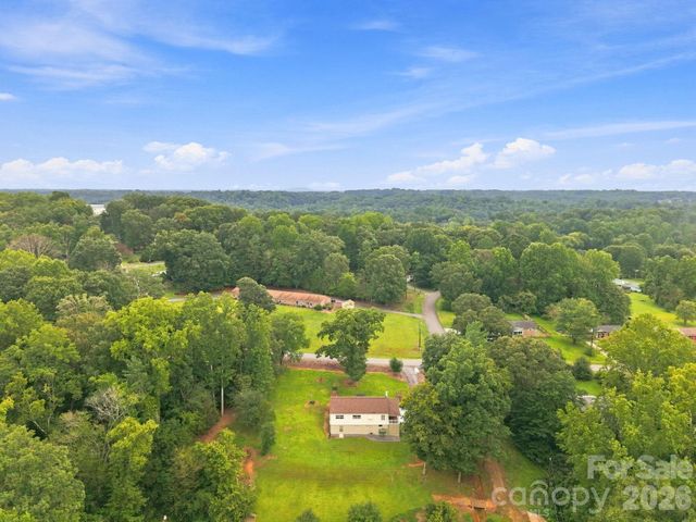 1714 Lazenby Street, Newton, NC 28658