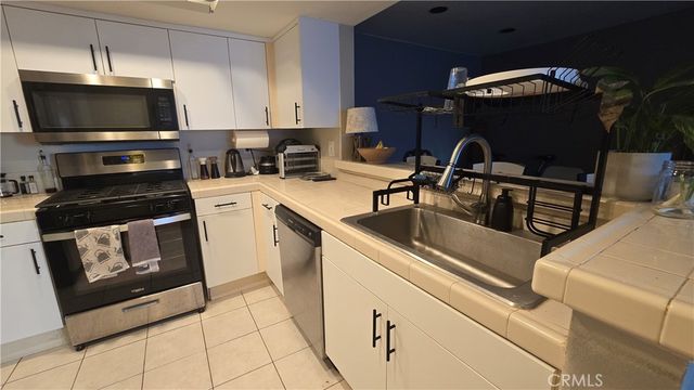 35 Linden 301, Long Beach, CA 90802