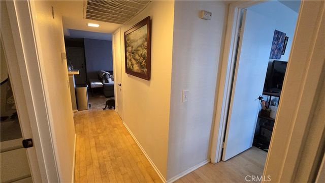 35 Linden 301, Long Beach, CA 90802