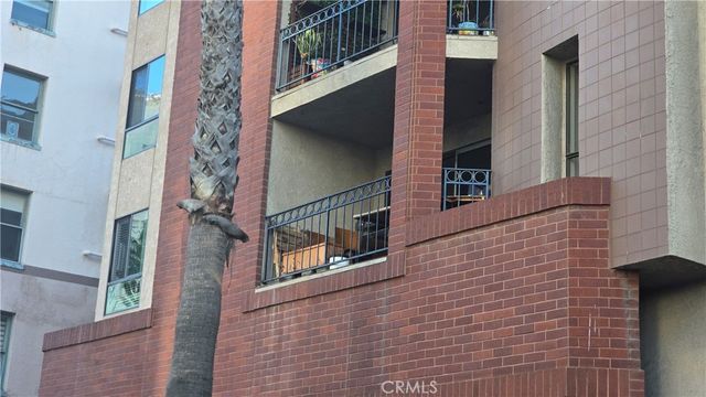 35 Linden 301, Long Beach, CA 90802