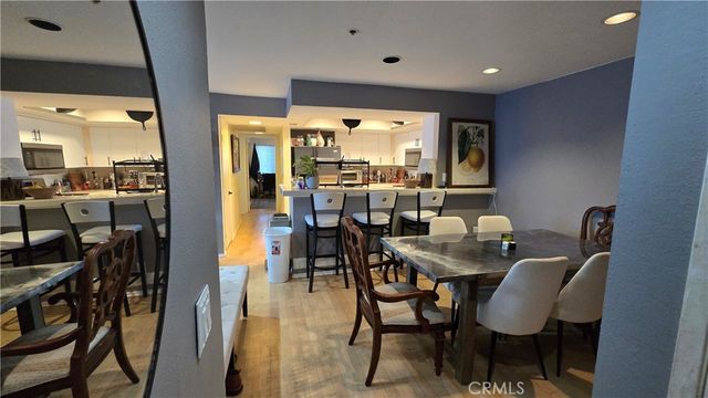 35 Linden 301, Long Beach, CA 90802