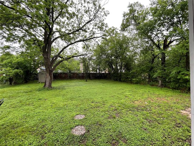 703 W Crestland DR, Austin, TX 78752