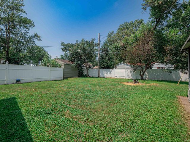 1620 Shelby Avenue, Evansville, IN 47714
