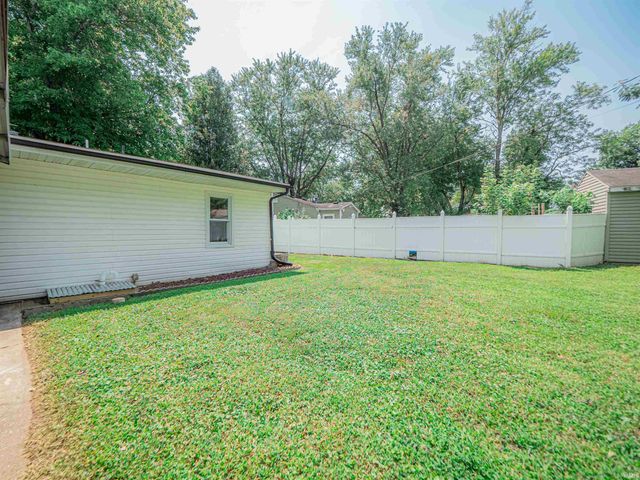 1620 Shelby Avenue, Evansville, IN 47714