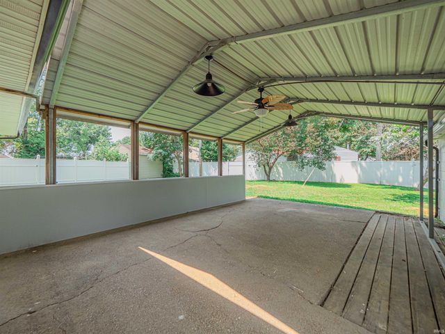 1620 Shelby Avenue, Evansville, IN 47714