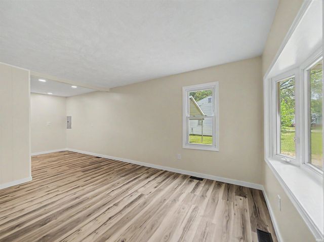 1620 Shelby Avenue, Evansville, IN 47714