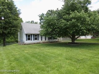 531 Rose Creek Dr, Radcliff, KY 40160