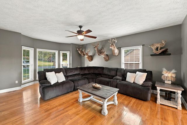 2262 Clearwater Drive, Lawrenceburg, KY 40342