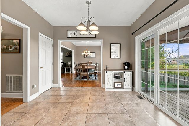 2262 Clearwater Drive, Lawrenceburg, KY 40342