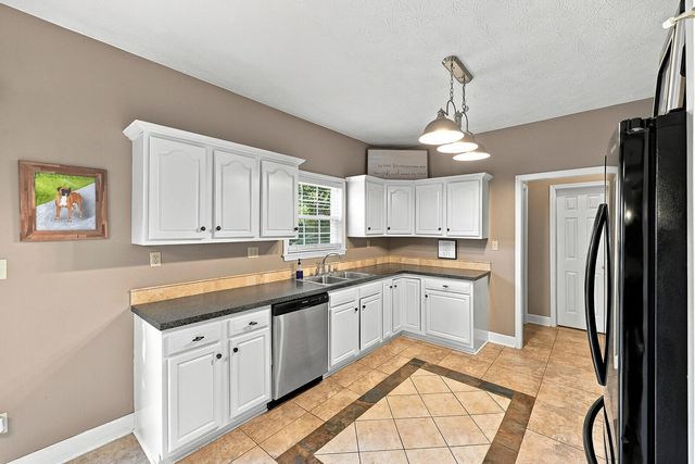 2262 Clearwater Drive, Lawrenceburg, KY 40342