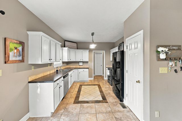 2262 Clearwater Drive, Lawrenceburg, KY 40342