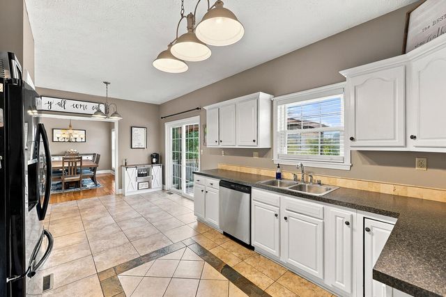 2262 Clearwater Drive, Lawrenceburg, KY 40342