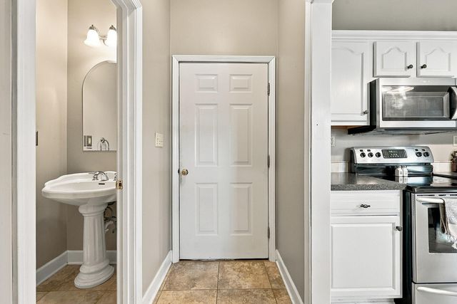 2262 Clearwater Drive, Lawrenceburg, KY 40342
