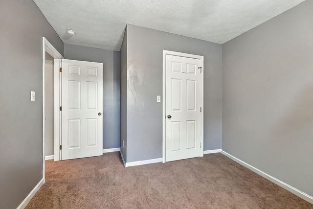 2262 Clearwater Drive, Lawrenceburg, KY 40342