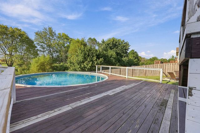 2262 Clearwater Drive, Lawrenceburg, KY 40342