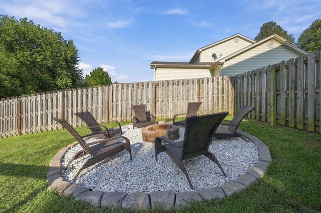 2262 Clearwater Drive, Lawrenceburg, KY 40342
