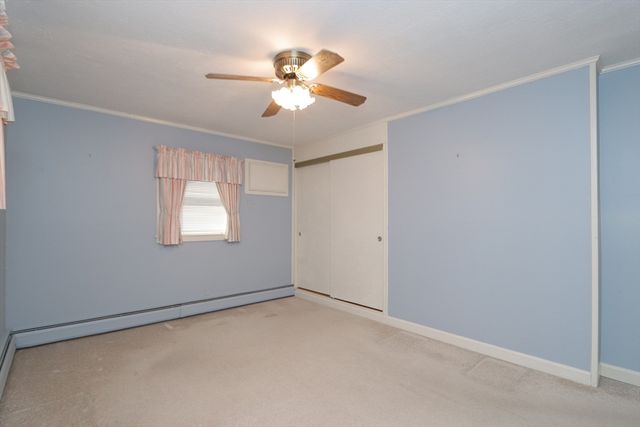 125 Greenwood Ter 125, Chicopee, MA 01022