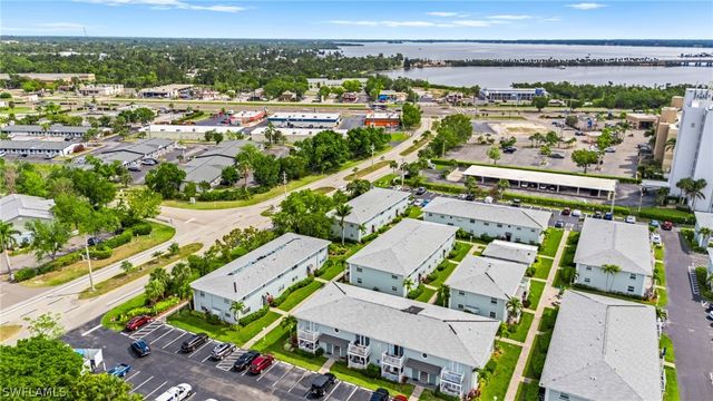 3322 N Key DR 1, North Fort Myers, FL 33903