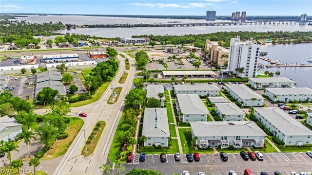 3322 N Key DR 1, North Fort Myers, FL 33903