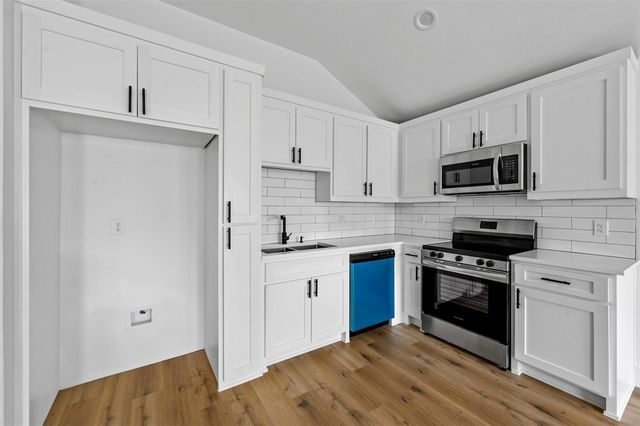 2005 Bourland Street B, Greenville, TX 75401