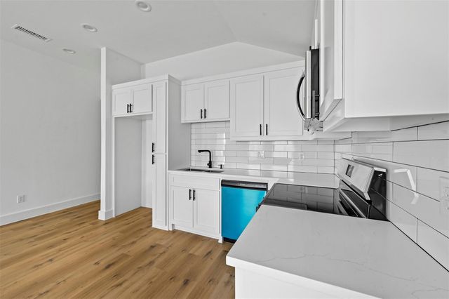 2005 Bourland Street B, Greenville, TX 75401