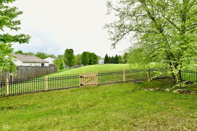 11240 Blue Meadow Drive, Fishers, IN 46037