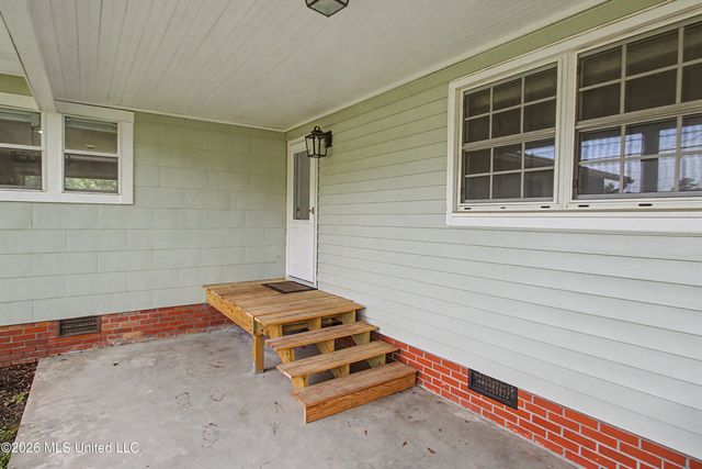 300 42nd Street, Gulfport, MS 39507
