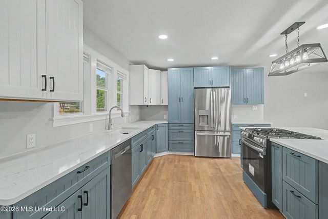 300 42nd Street, Gulfport, MS 39507