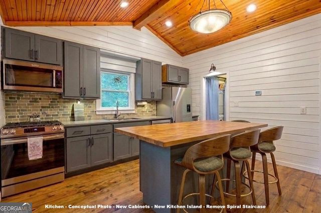 3019 Moccasin Creek Road, Clarkesville, GA 30523