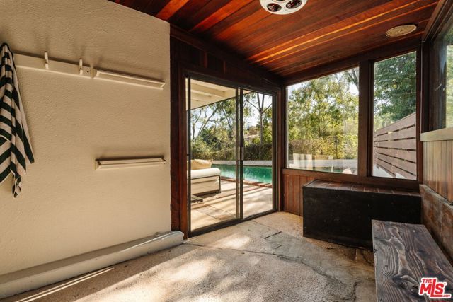 809 Broom Way, Los Angeles, CA 90049