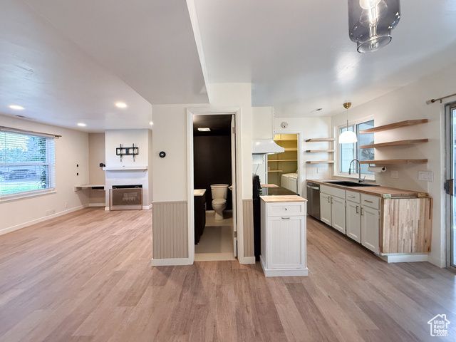 6056 S 2075 E, Holladay, UT 84121