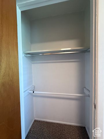 6056 S 2075 E, Holladay, UT 84121